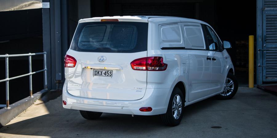  LDV G10 Van 2015 года  (фото 10 из 18)